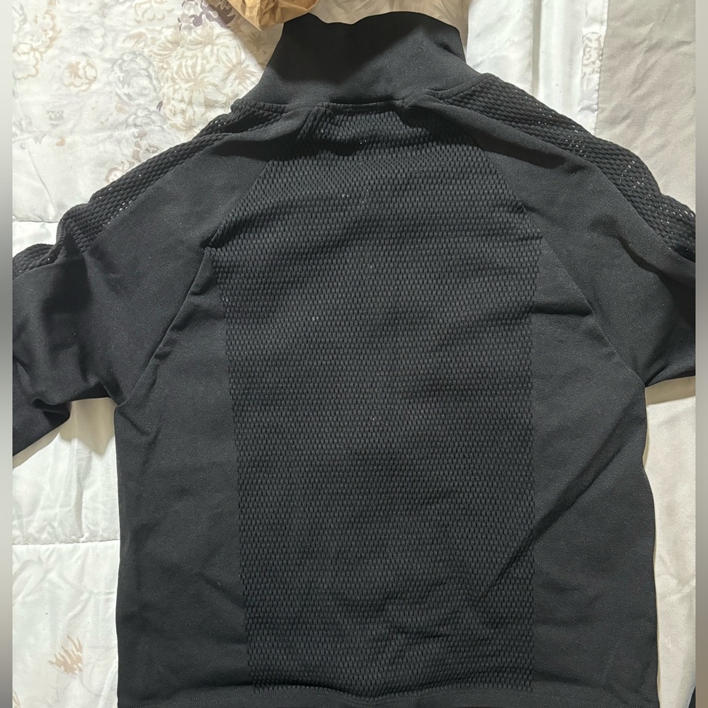 Gym set from Fabletics - Picture 2 of 5